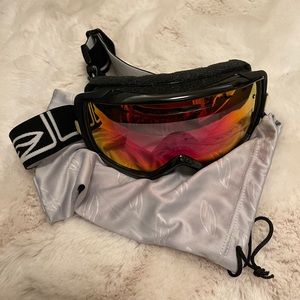 Smith heiress ski goggles